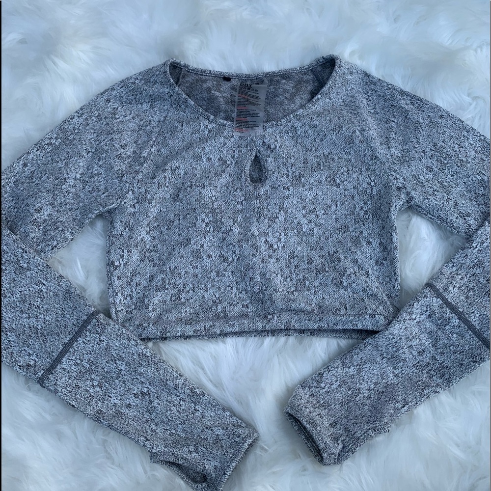 GYMSHARK grey fleur texture long sleeve crop top